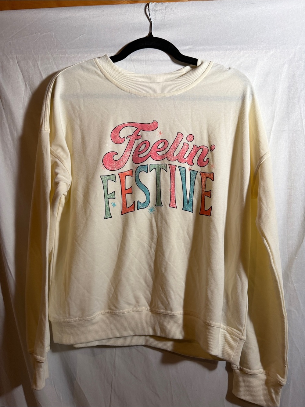 Philosophy Cream "Feelin' Festive" Graphic Sweatshirt Christmas